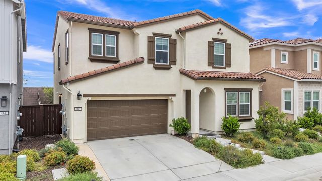 4443 Cash Dr, Folsom, CA 95630