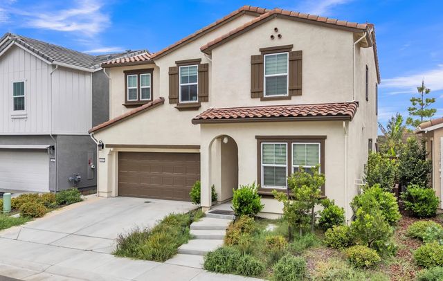 4443 Cash Dr, Folsom, CA 95630