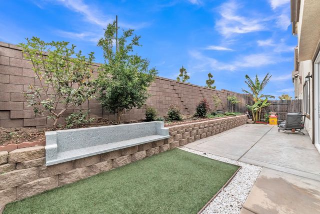 4443 Cash Dr, Folsom, CA 95630