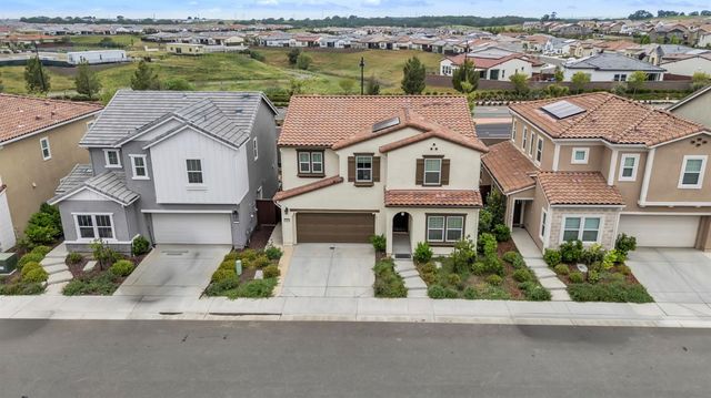 4443 Cash Dr, Folsom, CA 95630