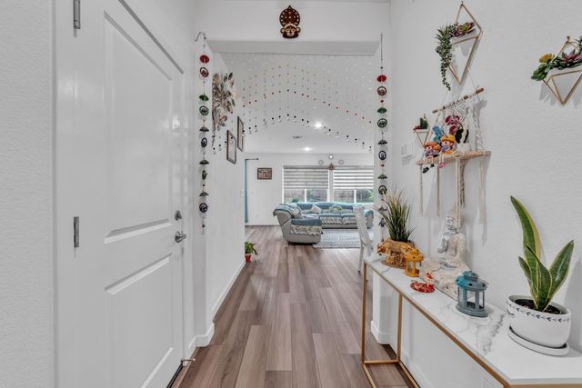 4443 Cash Dr, Folsom, CA 95630