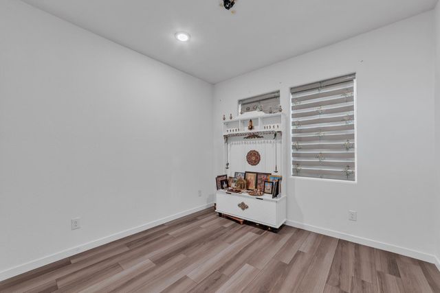 4443 Cash Dr, Folsom, CA 95630