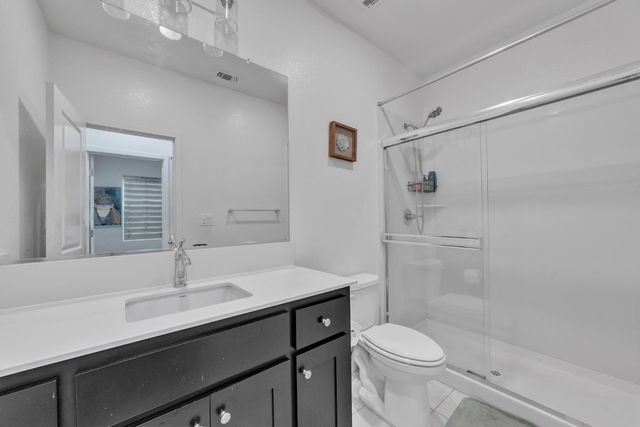 4443 Cash Dr, Folsom, CA 95630