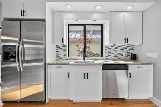 121 Landward Drive, Jupiter, FL 33477