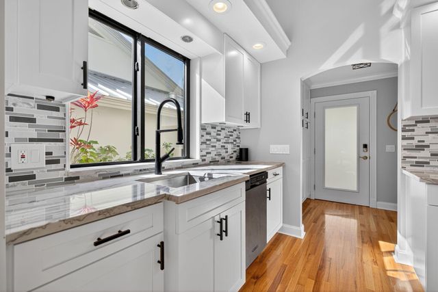 121 Landward Drive, Jupiter, FL 33477