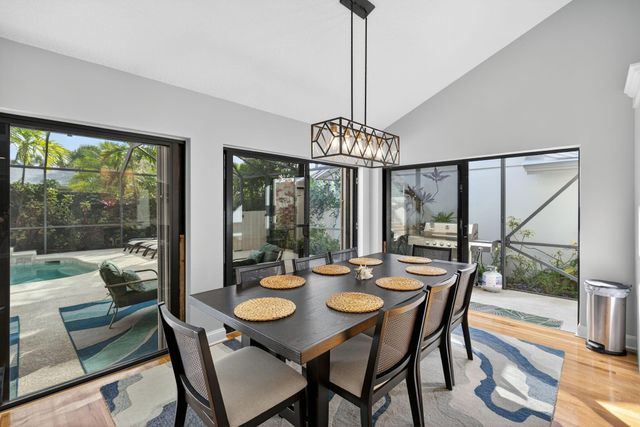 121 Landward Drive, Jupiter, FL 33477