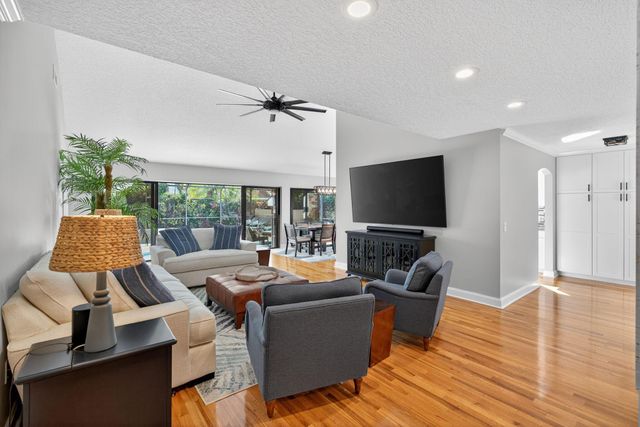 121 Landward Drive, Jupiter, FL 33477