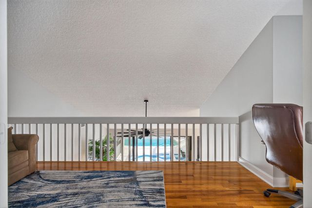 121 Landward Drive, Jupiter, FL 33477