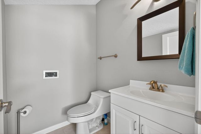 121 Landward Drive, Jupiter, FL 33477