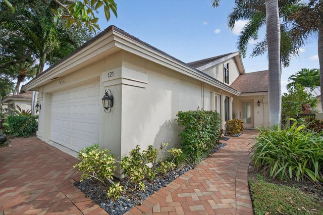121 Landward Drive, Jupiter, FL 33477
