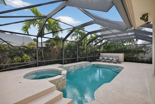 121 Landward Drive, Jupiter, FL 33477