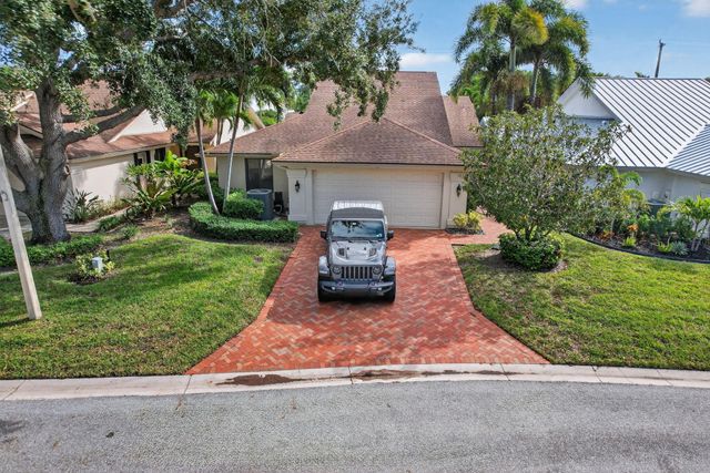 121 Landward Drive, Jupiter, FL 33477