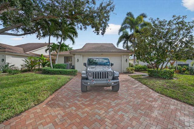 121 Landward Drive, Jupiter, FL 33477