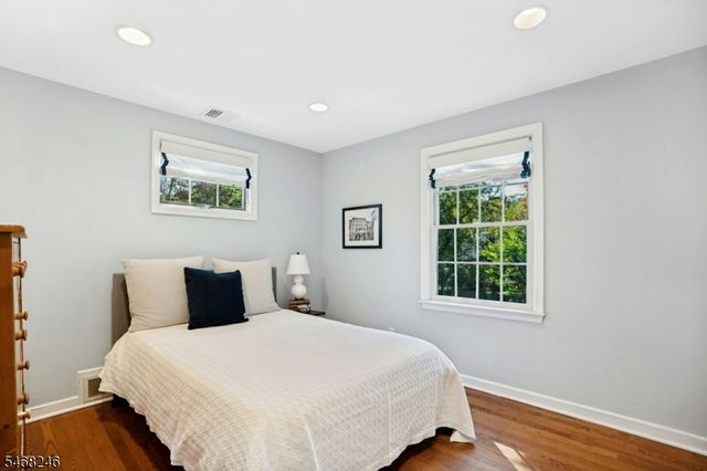 215 Longwood Ave., Chatham Twp., NJ 07928