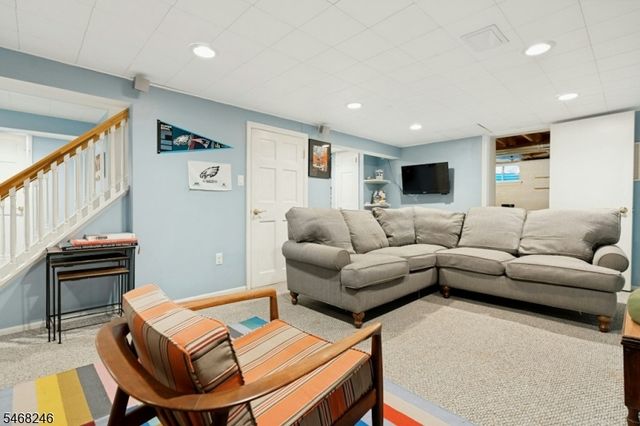 215 Longwood Ave., Chatham Twp., NJ 07928