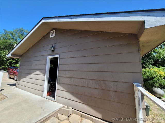 156 Bower Road, Eufaula, OK 74432