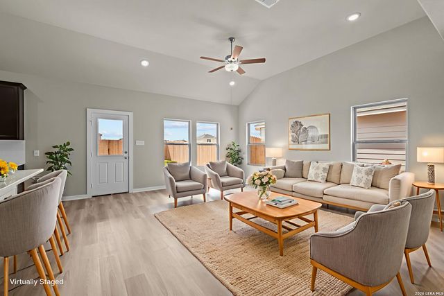 17411 Elder Walnut Drive, Elmendorf, TX 78112