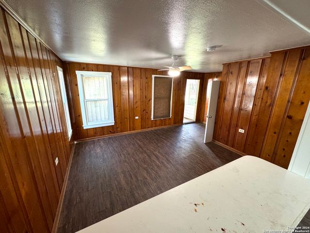 211 Preston, San Antonio, TX 78210