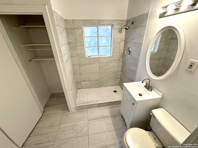 211 Preston, San Antonio, TX 78210