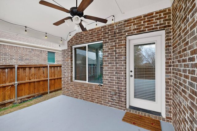 2405 Hammock Lake Drive, Little Elm, TX 75068