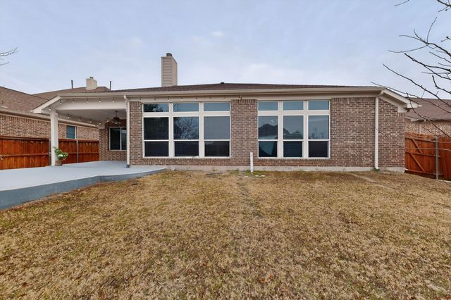 2405 Hammock Lake Drive, Little Elm, TX 75068