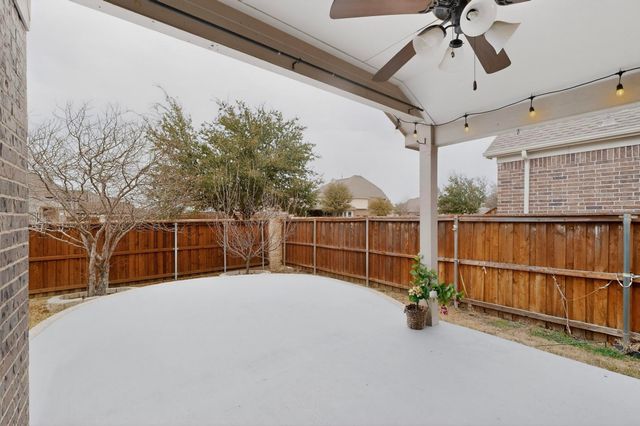 2405 Hammock Lake Drive, Little Elm, TX 75068