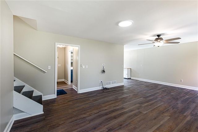 6080 Stone Wood Drive NW, Kennesaw, GA 30152