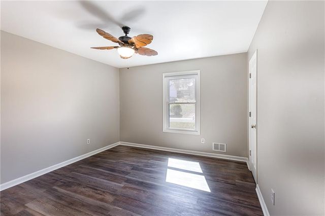 6080 Stone Wood Drive NW, Kennesaw, GA 30152