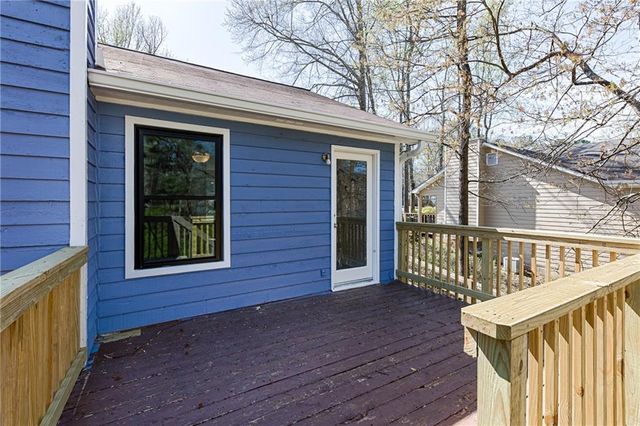 6080 Stone Wood Drive NW, Kennesaw, GA 30152