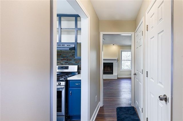 6080 Stone Wood Drive NW, Kennesaw, GA 30152