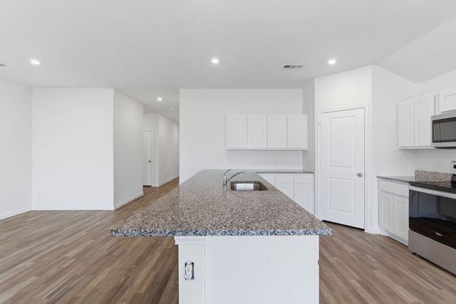 521 Jameson Street, Springtown, TX 76082