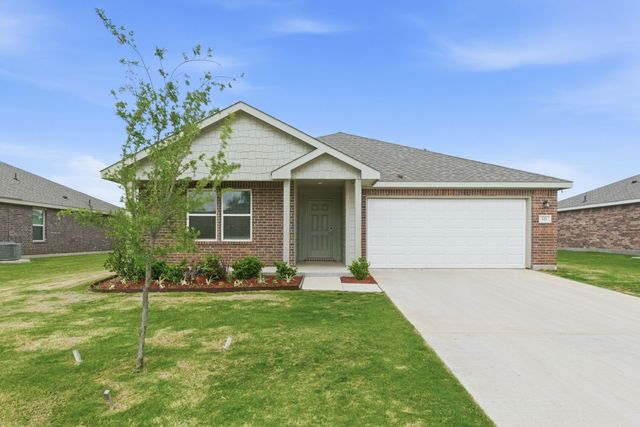 521 Jameson Street, Springtown, TX 76082
