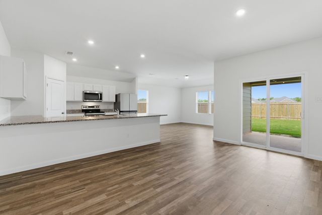 521 Jameson Street, Springtown, TX 76082