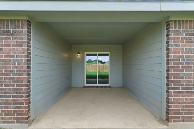 521 Jameson Street, Springtown, TX 76082
