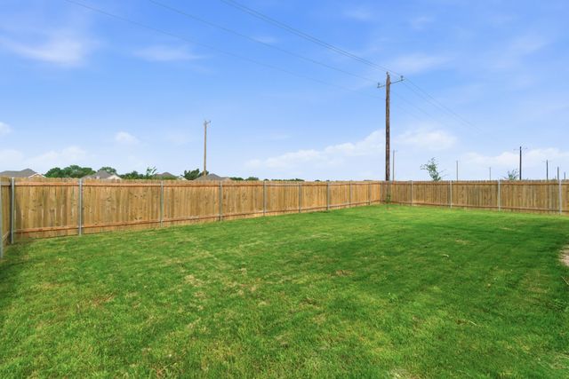 521 Jameson Street, Springtown, TX 76082