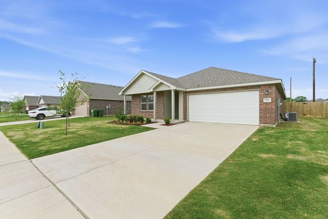 521 Jameson Street, Springtown, TX 76082