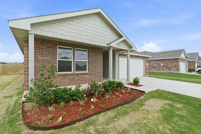 521 Jameson Street, Springtown, TX 76082
