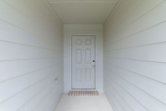 521 Jameson Street, Springtown, TX 76082
