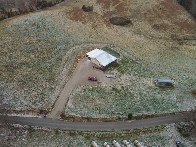 48 River Hill Road, East Bernstadt, KY 40729