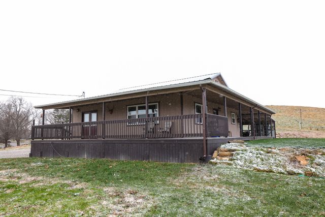 48 River Hill Road, East Bernstadt, KY 40729
