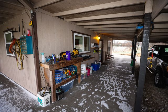 48 River Hill Road, East Bernstadt, KY 40729