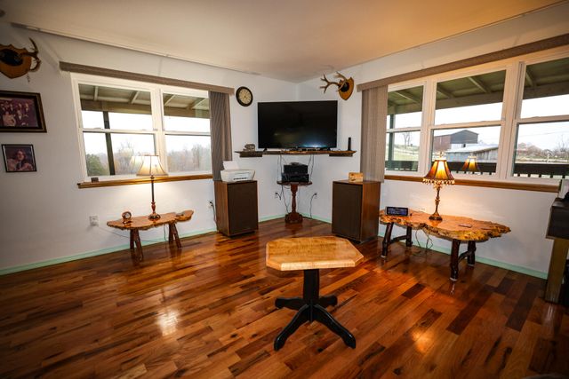 48 River Hill Road, East Bernstadt, KY 40729