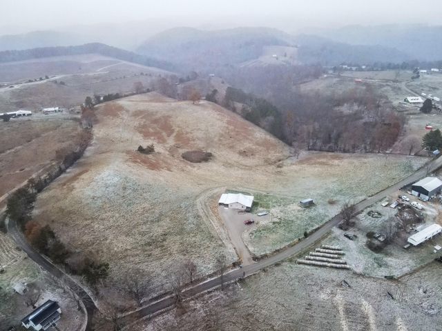 48 River Hill Road, East Bernstadt, KY 40729