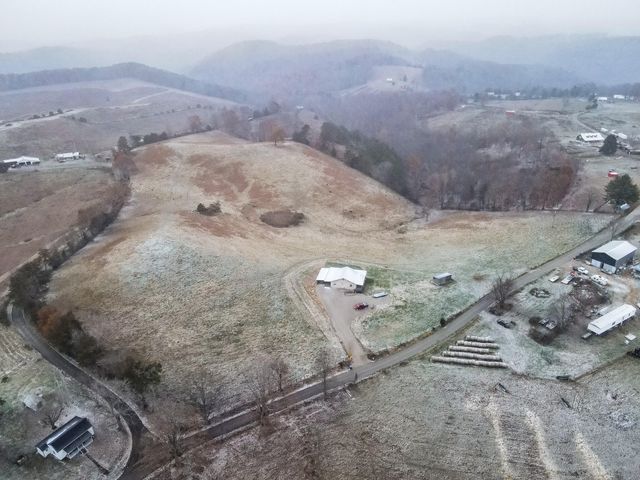 48 River Hill Road, East Bernstadt, KY 40729