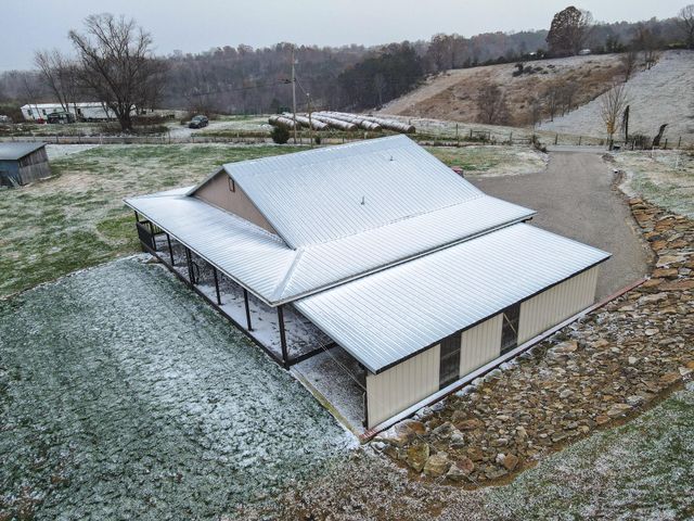 48 River Hill Road, East Bernstadt, KY 40729