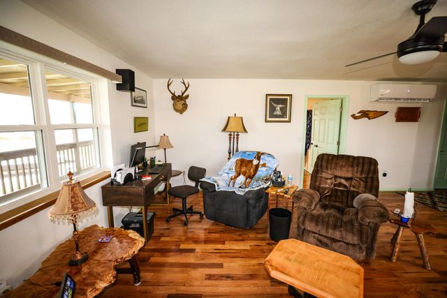 48 River Hill Road, East Bernstadt, KY 40729