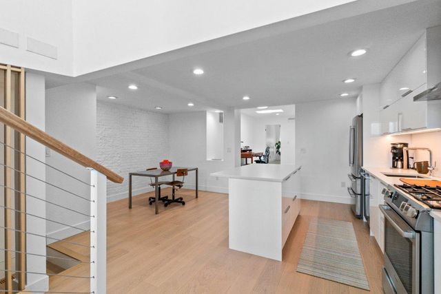 422 S HIGHLAND AVE S, Baltimore, MD 21224