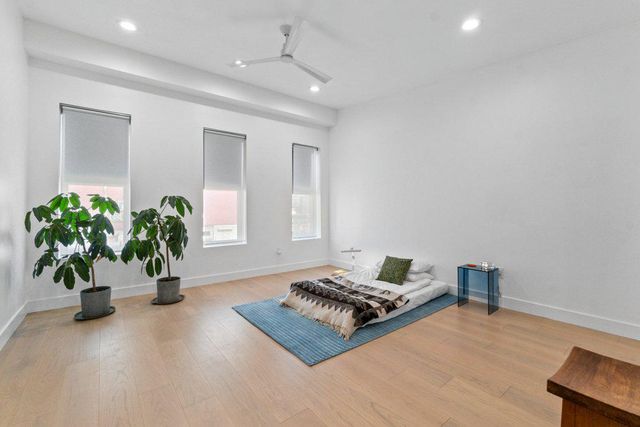 422 S HIGHLAND AVE S, Baltimore, MD 21224