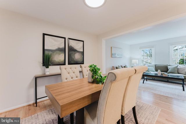 9010 LAKE BRADDOCK DR, Burke, VA 22015