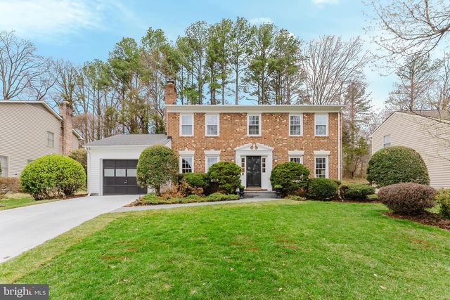 9010 LAKE BRADDOCK DR, Burke, VA 22015